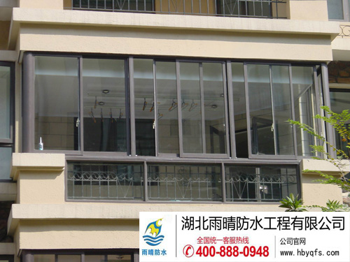 不封闭 封闭阳台，防水施工步骤有(yǒu)哪些差别？